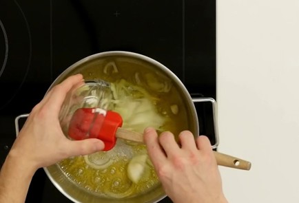 Фото шага рецепта Грибной кремсуп 126247 шаг 2  