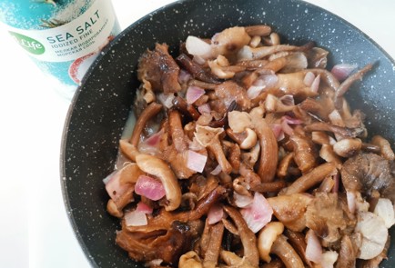 Фото шага рецепта Грибной кремсуп 189857 шаг 5  