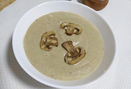 Фото шага рецепта Грибной кремсуп 190317 шаг 10  