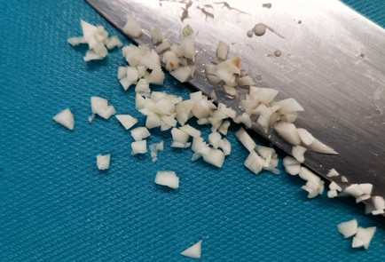 Фото шага рецепта Грибы шимеджи и эноки с беконом 151681 шаг 6  