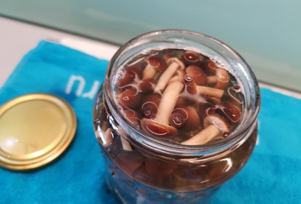 Фото шага рецепта Грибы в банке 190256 шаг 12  