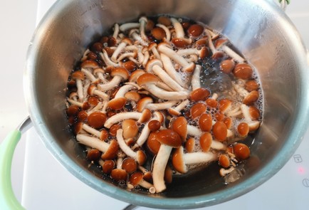Фото шага рецепта Грибы в банке 190256 шаг 3  