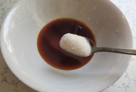 Фото шага рецепта Грудинка на сковородке в пиве 189877 шаг 6  