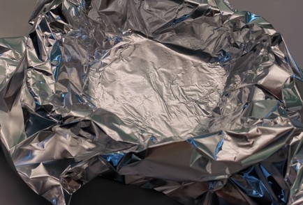 Фото шага рецепта Грудка индейки в фольге 191235 шаг 1  