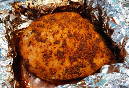 Фото шага рецепта Грудка индейки в фольге 191235 шаг 10  