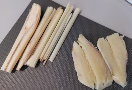 Фото шага рецепта Грудка индейки в кокосовом молоке 187321 шаг 1  