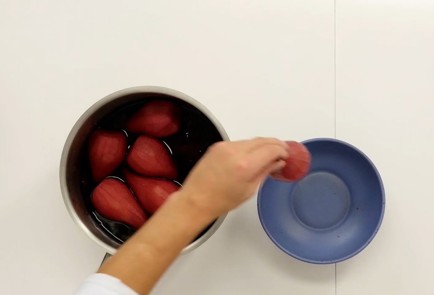 Фото шага рецепта Груши в вине 125675 шаг 9