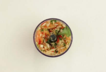 Фото шага рецепта Гуакамоле 30239 шаг 2  