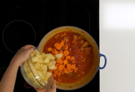 Фото шага рецепта Гуляш из свинины 140155 шаг 8  