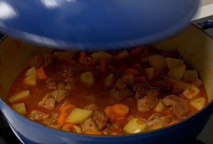 Фото шага рецепта Гуляш из свинины 140155 шаг 9  