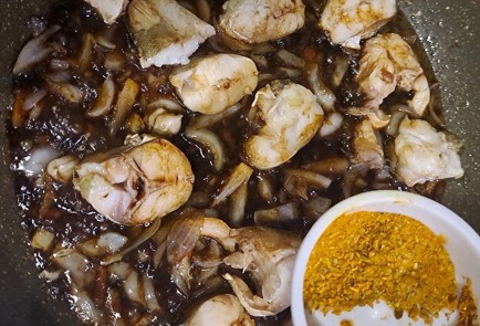 Фото шага рецепта Хек без муки на сковороде 189937 шаг 9  