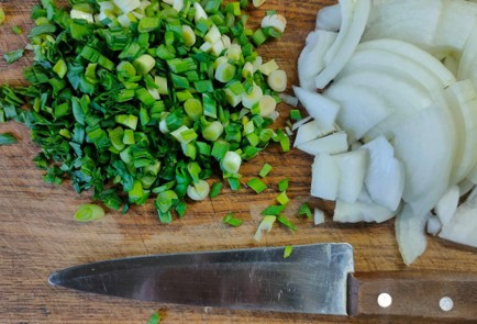 Фото шага рецепта Хек с луком в молоке 175458 шаг 6  