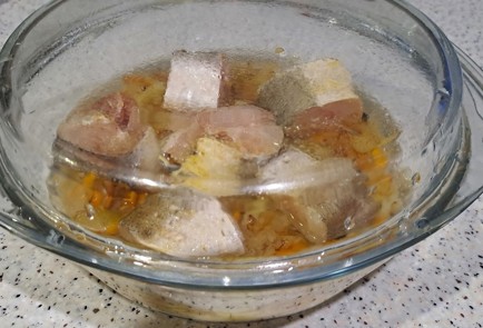 Фото шага рецепта Хек с рисом в духовке 189926 шаг 12  