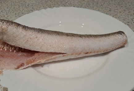 Фото шага рецепта Хек с рисом в духовке 189926 шаг 2  