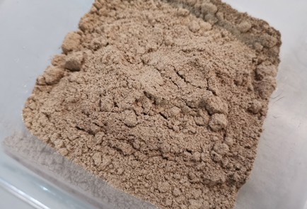 Фото шага рецепта Хлеб из льняной муки в микроволновке 175951 шаг 1  