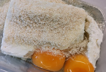 Фото шага рецепта Хлеб из миндальной муки и творога 174156 шаг 3