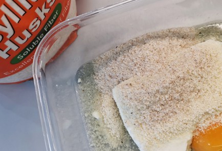 Фото шага рецепта Хлеб из миндальной муки и творога 174156 шаг 4