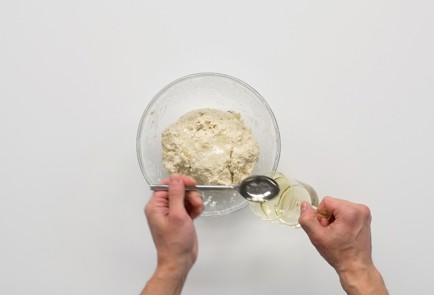 Фото шага рецепта Хлеб на сковороде 151644 шаг 3  