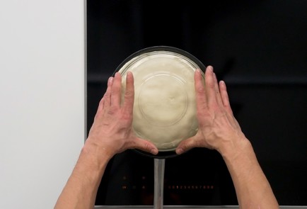 Фото шага рецепта Хлеб на сковороде 151644 шаг 7  