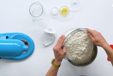 Фото шага рецепта Хлеб в духовке 151530 шаг 1  