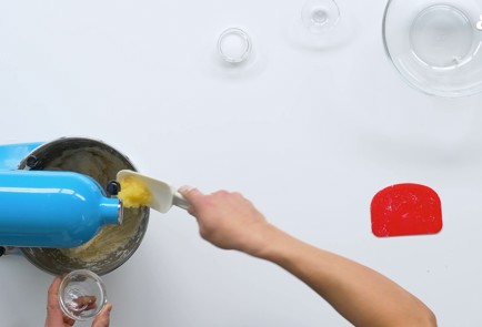 Фото шага рецепта Хлеб в духовке 151530 шаг 2  