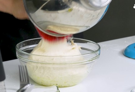 Фото шага рецепта Хлеб в духовке 151530 шаг 4  