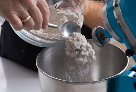 Фото шага рецепта Хлебная тарелка 140098 шаг 1  