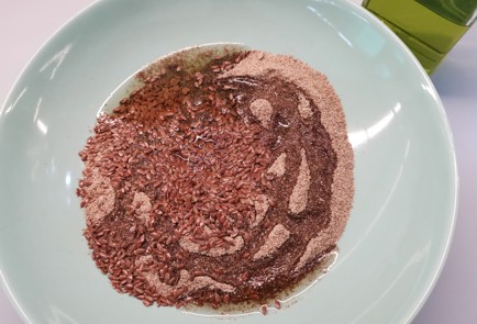 Фото шага рецепта Хлебные палочки 191593 шаг 2