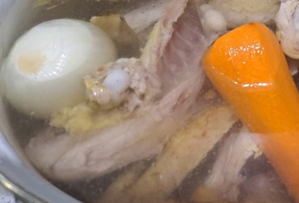 Фото шага рецепта Холодец из курицы 190562 шаг 7  