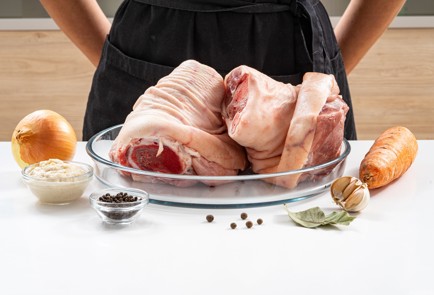 Фото шага рецепта Холодец из рульки 175373 шаг 1  