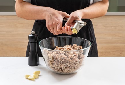 Фото шага рецепта Холодец из рульки 175373 шаг 9  