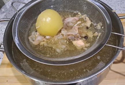 Фото шага рецепта Холодец из свиной рульки 187852 шаг 12  