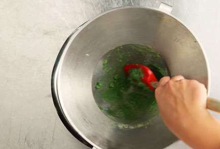 Фото шага рецепта Холодный огуречный суп с лососем 51355 шаг 2  