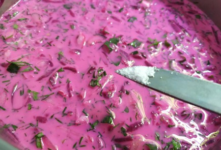 Фото шага рецепта Холодный свекольный суп 189495 шаг 8  