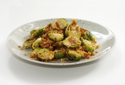 Фото шага рецепта Хрустящая брюссельская капуста 152779 шаг 11  