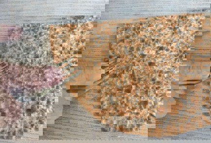 Фото шага рецепта Хрустящие чебуреки на сковороде 190867 шаг 5  