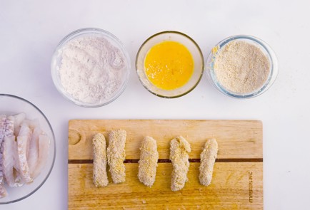 Фото шага рецепта Хрустящие рыбные тако с сальсой из манго 57937 шаг 2  