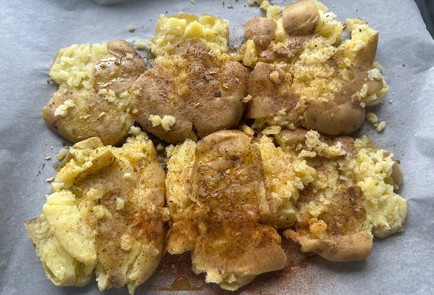 Фото шага рецепта Хрустящий картофель с сыром в духовке 189375 шаг 8