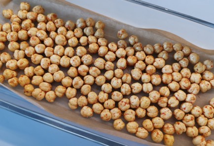 Фото шага рецепта Хрустящий нут в духовке 186461 шаг 8  