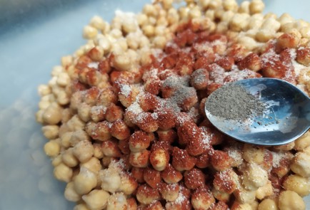 Фото шага рецепта Хрустящий нут в духовке 190910 шаг 7  