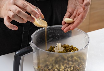 Фото шага рецепта Хумус из маша 176337 шаг 6  