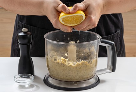 Фото шага рецепта Хумус из маша 176337 шаг 9  