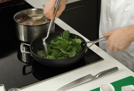 Фото шага рецепта Хумус со шпинатом 91560 шаг 1  