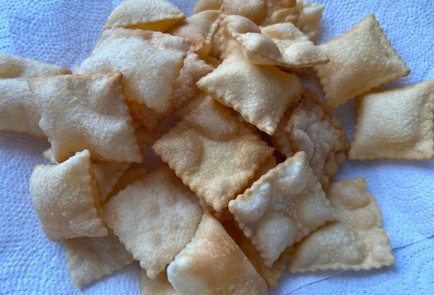 Фото шага рецепта Хворост 175494 шаг 10  