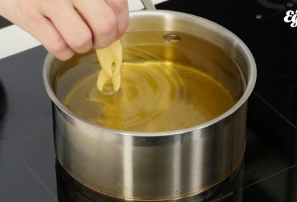 Фото шага рецепта Хворост 91376 шаг 8  