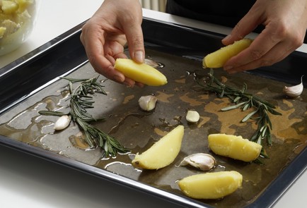 Фото шага рецепта Идеальная картошка в духовке 152981 шаг 8