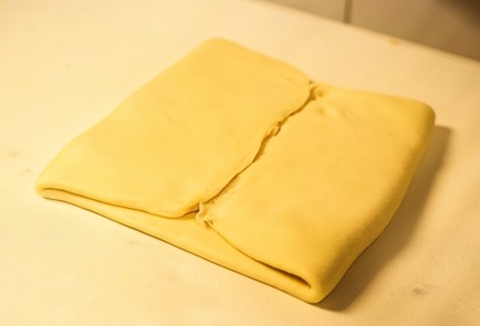 Фото шага рецепта Идеальные круассаны 138570 шаг 10  