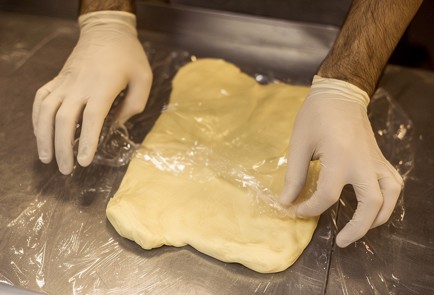 Фото шага рецепта Идеальные круассаны 138570 шаг 8  