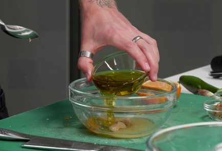 Фото шага рецепта Идеальный летний салат 152423 шаг 7  