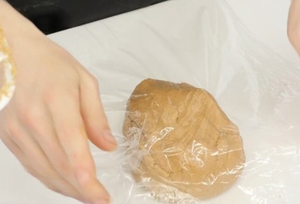 Фото шага рецепта Имбирное печенье с глазурью 91379 шаг 4  